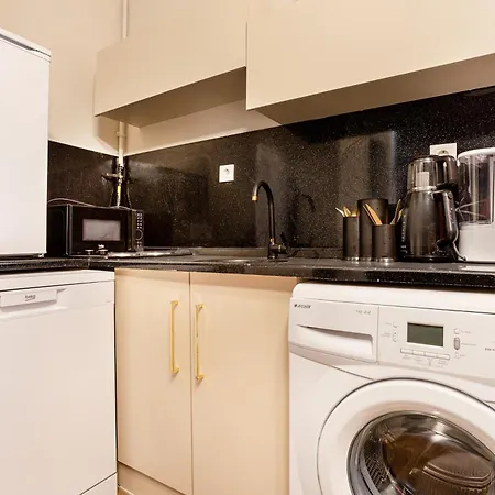 Aparthotel Port Galata 3*