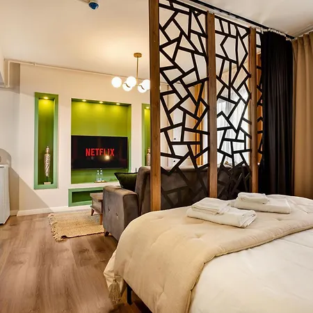 Aparthotel Port Galata 3*