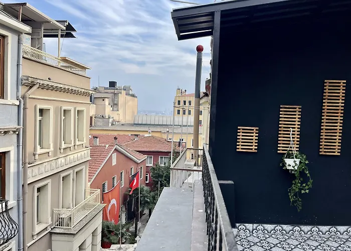 Апарт-отель Port Galata 3*