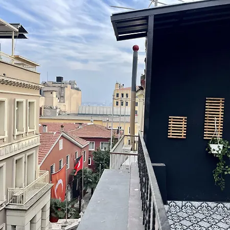 Apartahotel Port Galata 3*